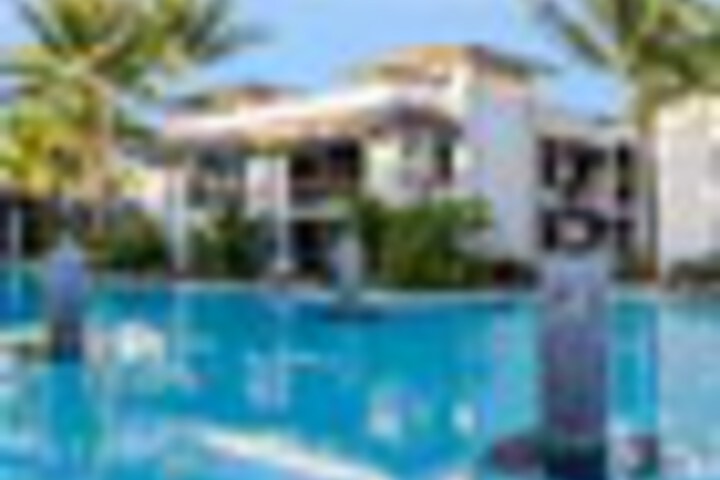 Pool 17 of 24