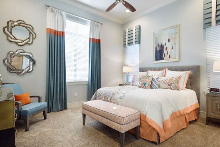 Room 4 of 62