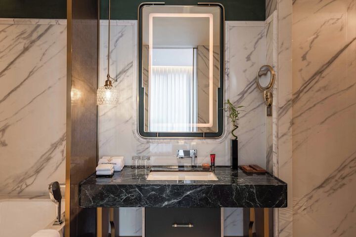 Clean Restrooms