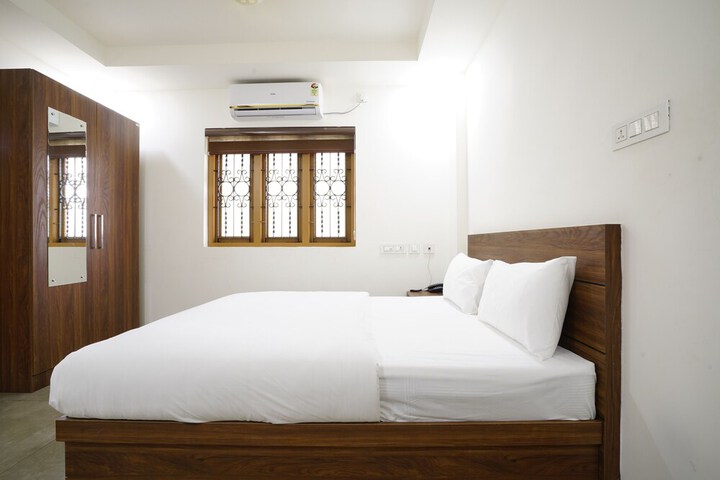 Room 6 of 23