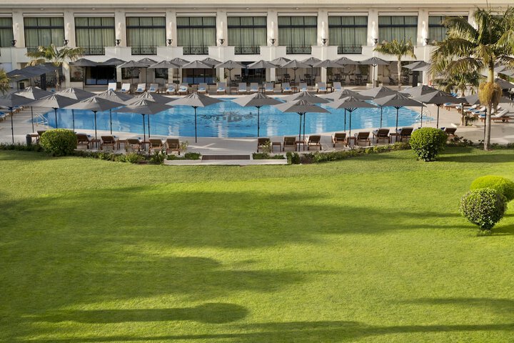 Pool 44 of 161