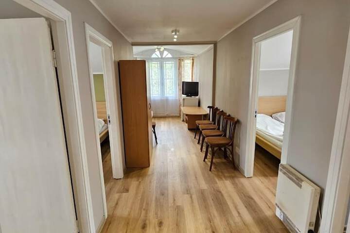 Room 35 of 60