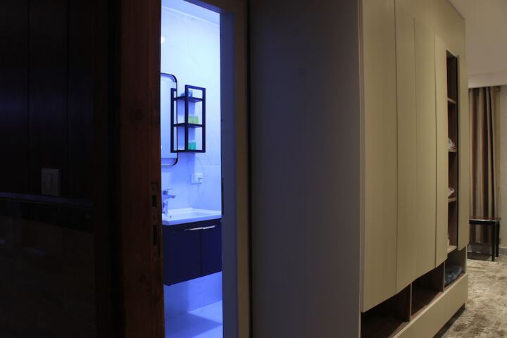Room 40 of 48