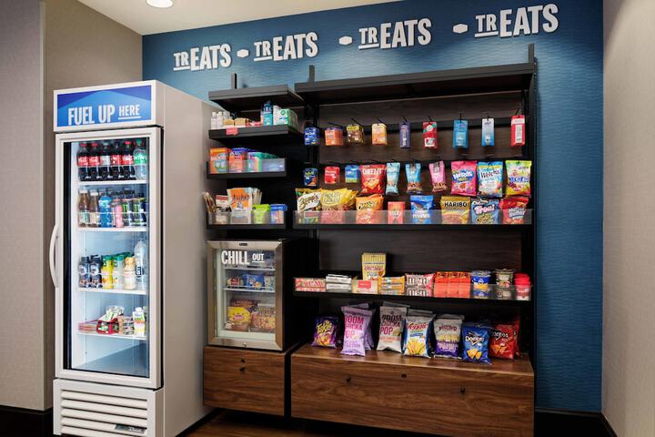 Snack bar