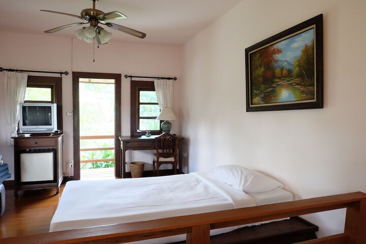 Room 15 of 65