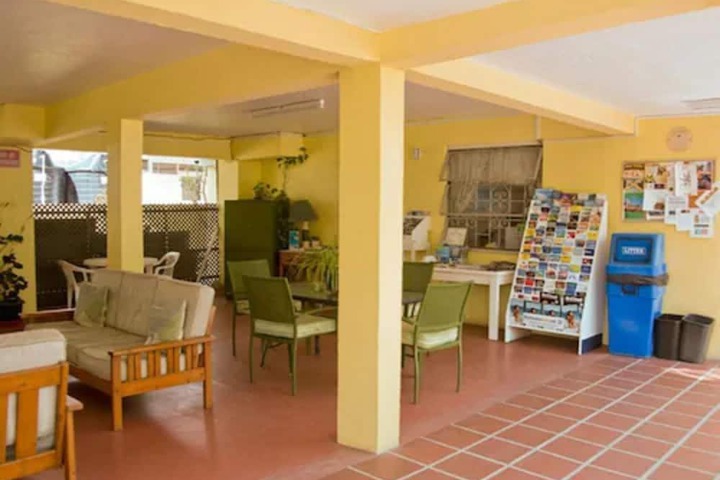 Guest Lobby