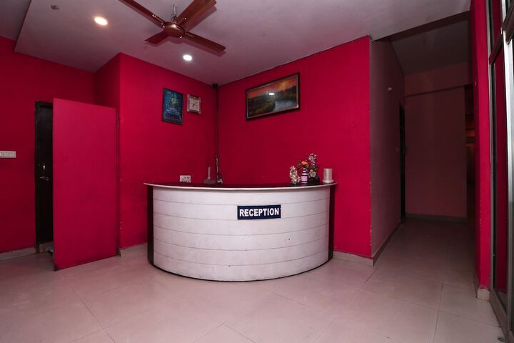 OYO 16905 THE ROHTAK HYATT