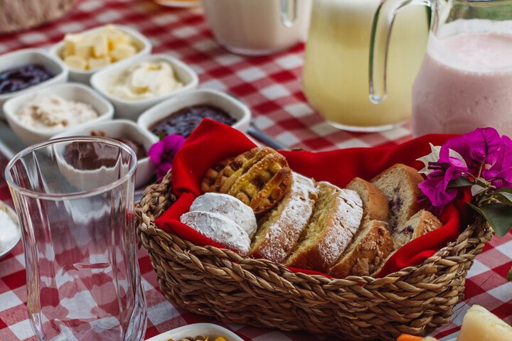 Breakfast/Coffee Service 141 of 159