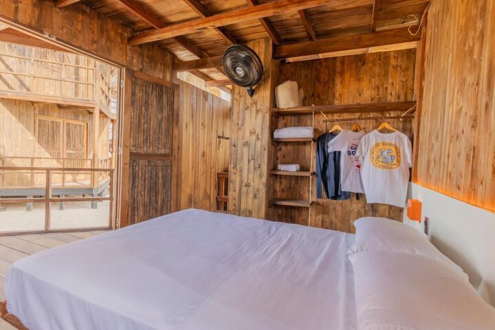 Room 6 of 29