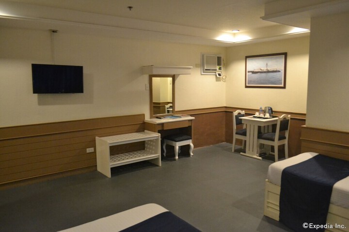 Room 16 of 39