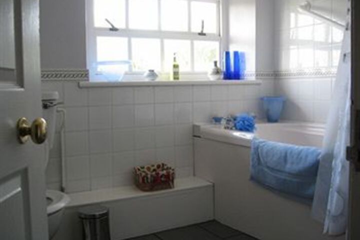 Room 2 of 15