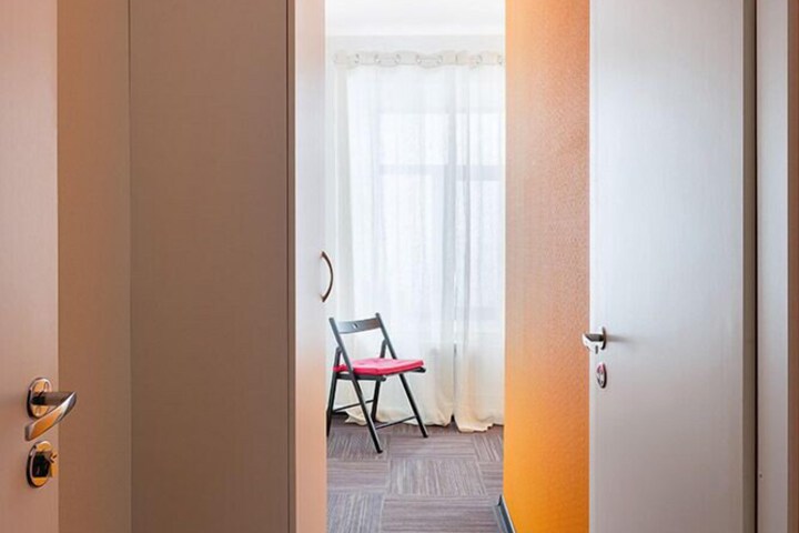 Room 21 of 44