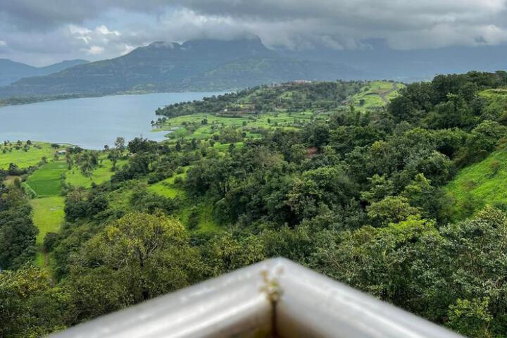Hilltop Retreat Bhandardaha