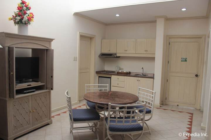 Room 42 of 126