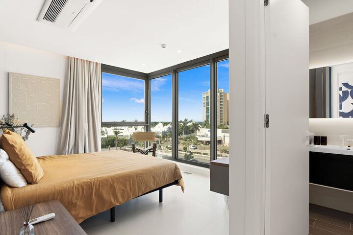 Room 279 of 1000