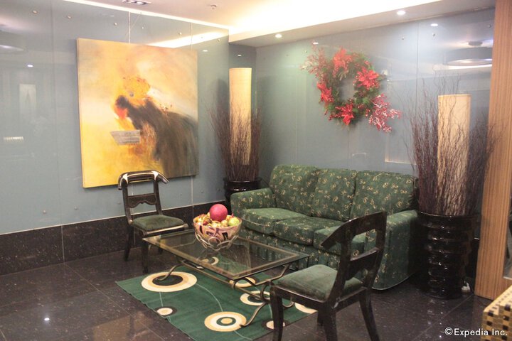 Room 27 of 70