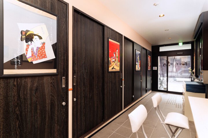 Reception hall