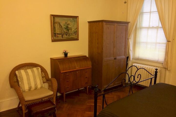 Room 20 of 99