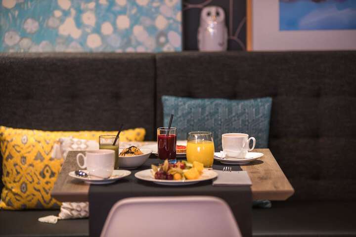 Cafe