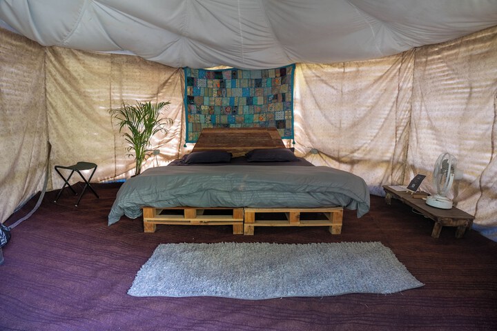 Room 16 of 30