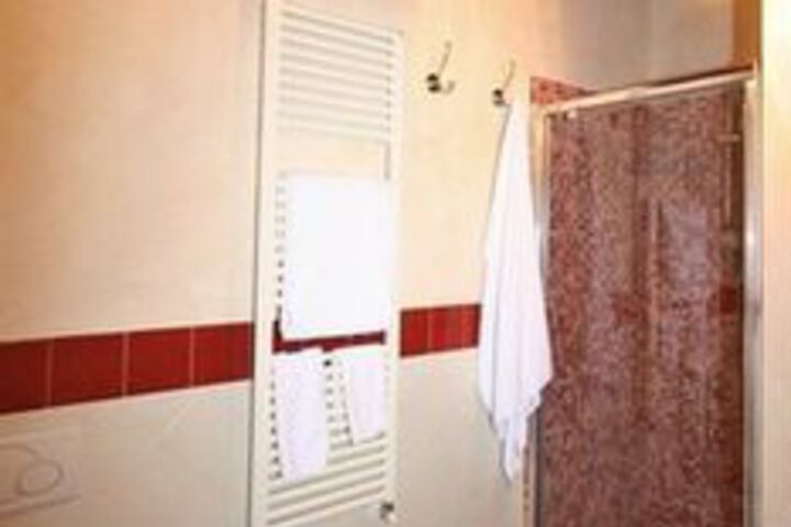 Room 10 of 51