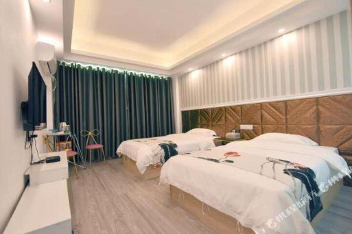 Jingyue Hotel
