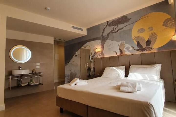Room 3 of 38