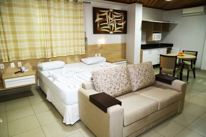 Room 7 of 37
