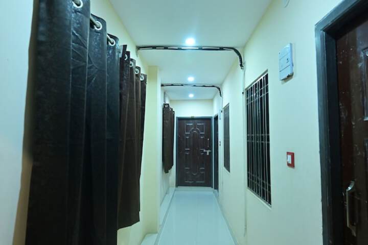 Hotel Interior 4 of 63