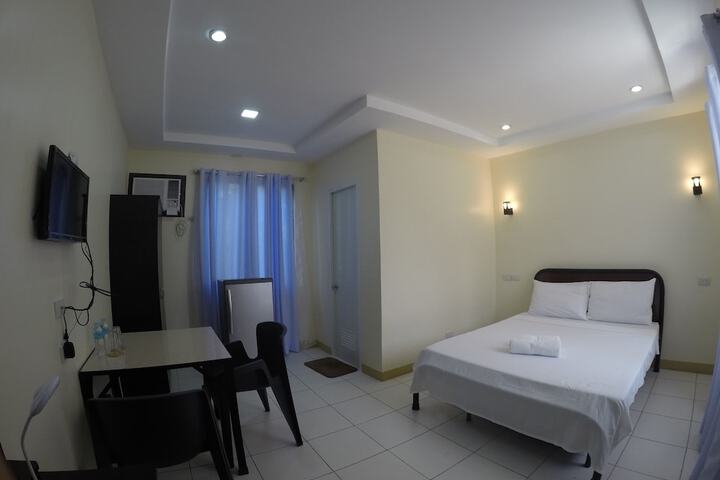 Room 14 of 42