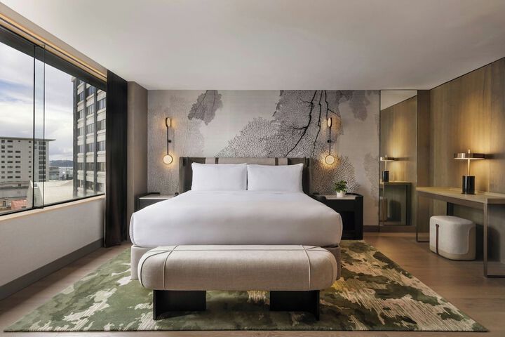 Room 41 of 107