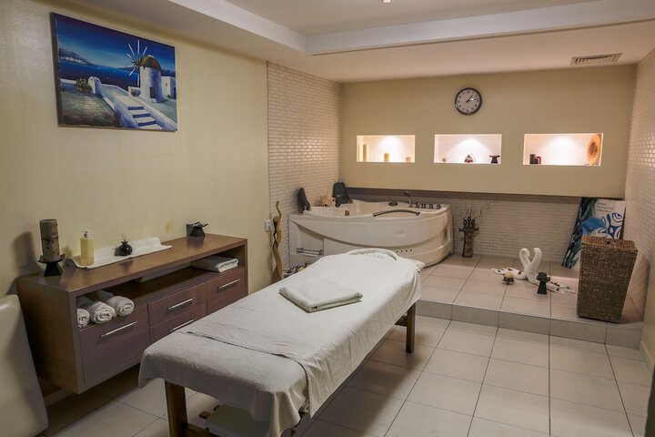 Spa 50 of 72