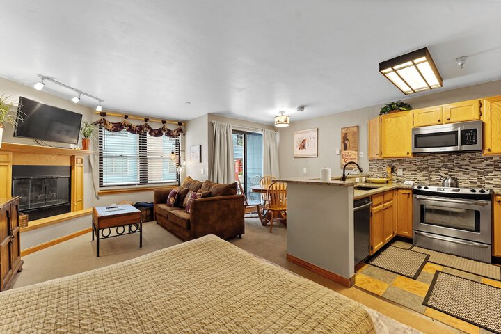Hotel 70 of 71