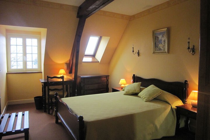 Room 13 of 52
