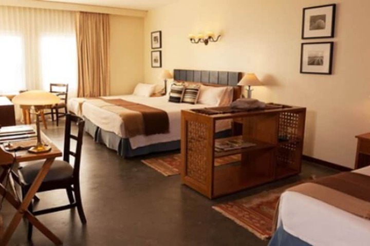 Room 20 of 33