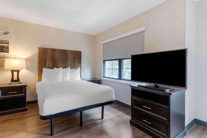 Studio 2 Double Beds (1 of 4)