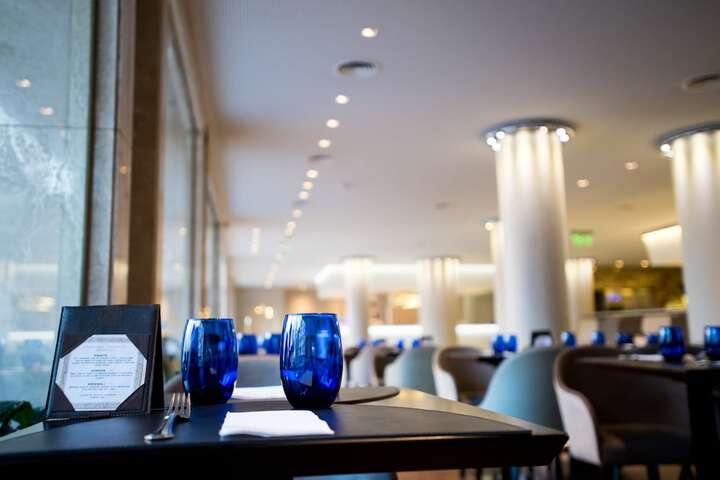 Dining 56 of 77