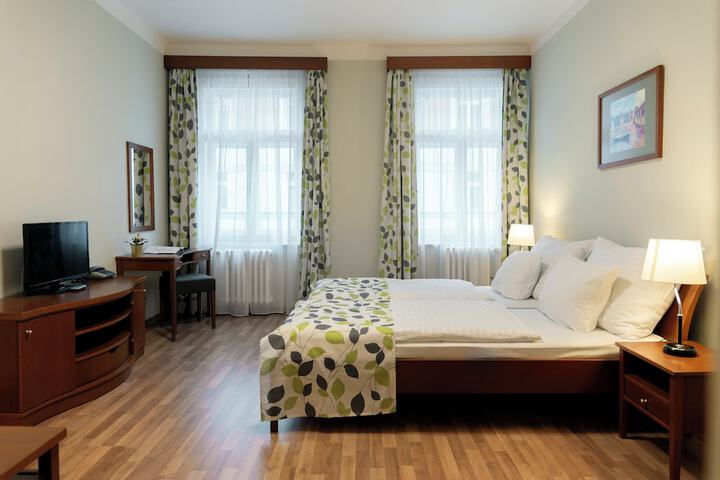 Room 45 of 131