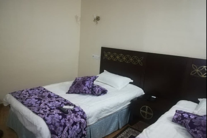 Room 25 of 59