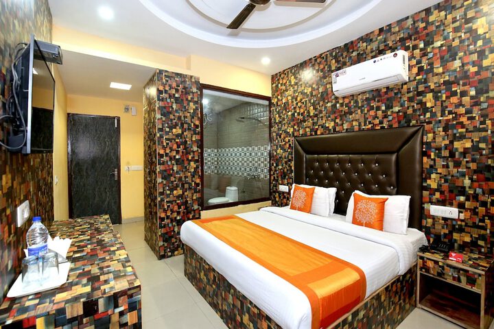 Room 17 of 29