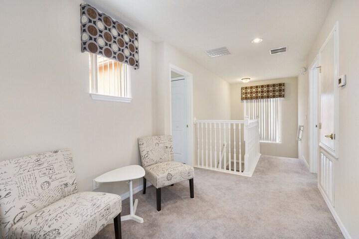 Room 8 of 35