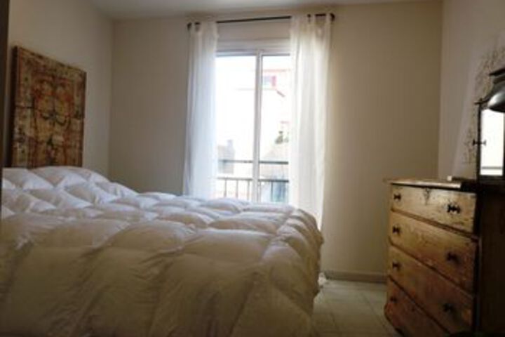 Room 8 of 30