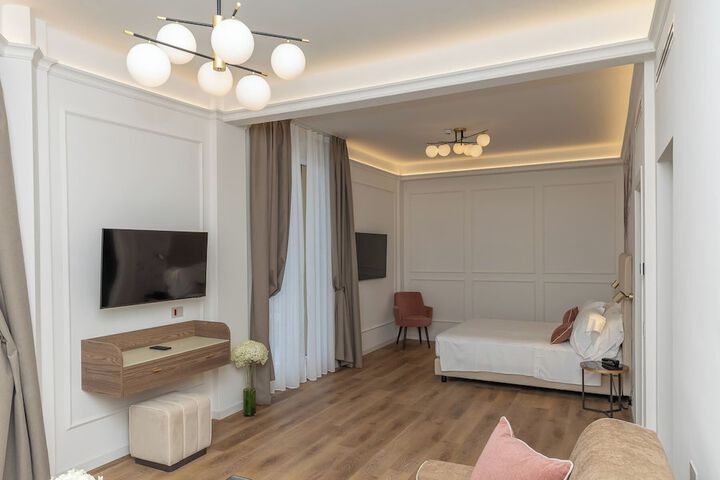 Room 35 of 118