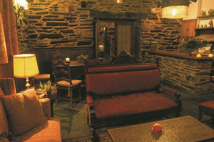 Room 11 of 20
