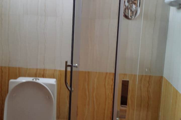 Room 44 of 67
