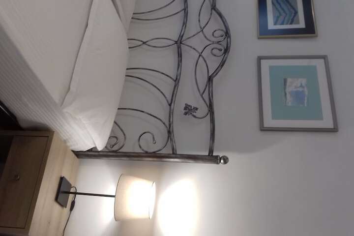 Room 14 of 47