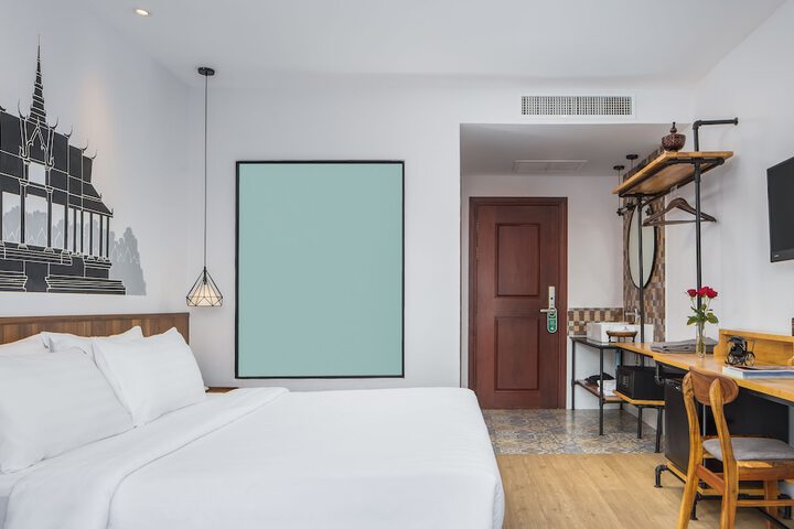 Room 53 of 163