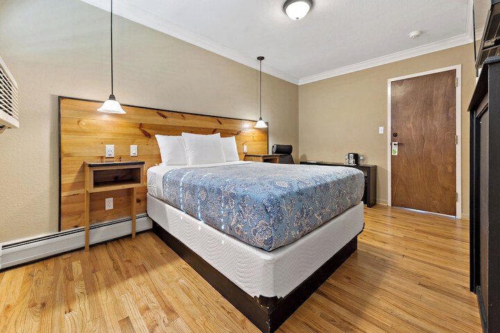 Room 22 of 52