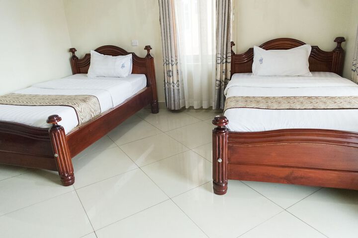 Room 5 of 35