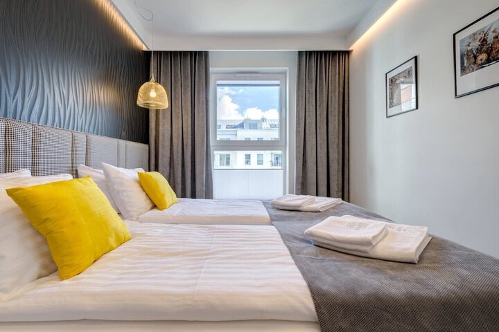 Room 74 of 181